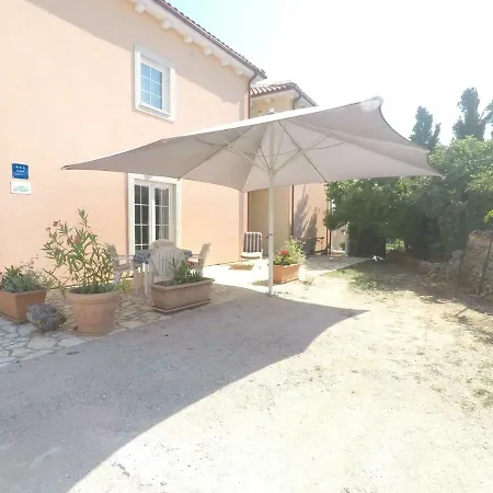 Apartments Pegla Nerezine Exterior photo