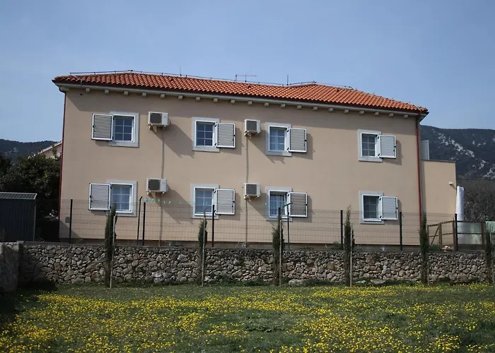 Apartments Pegla