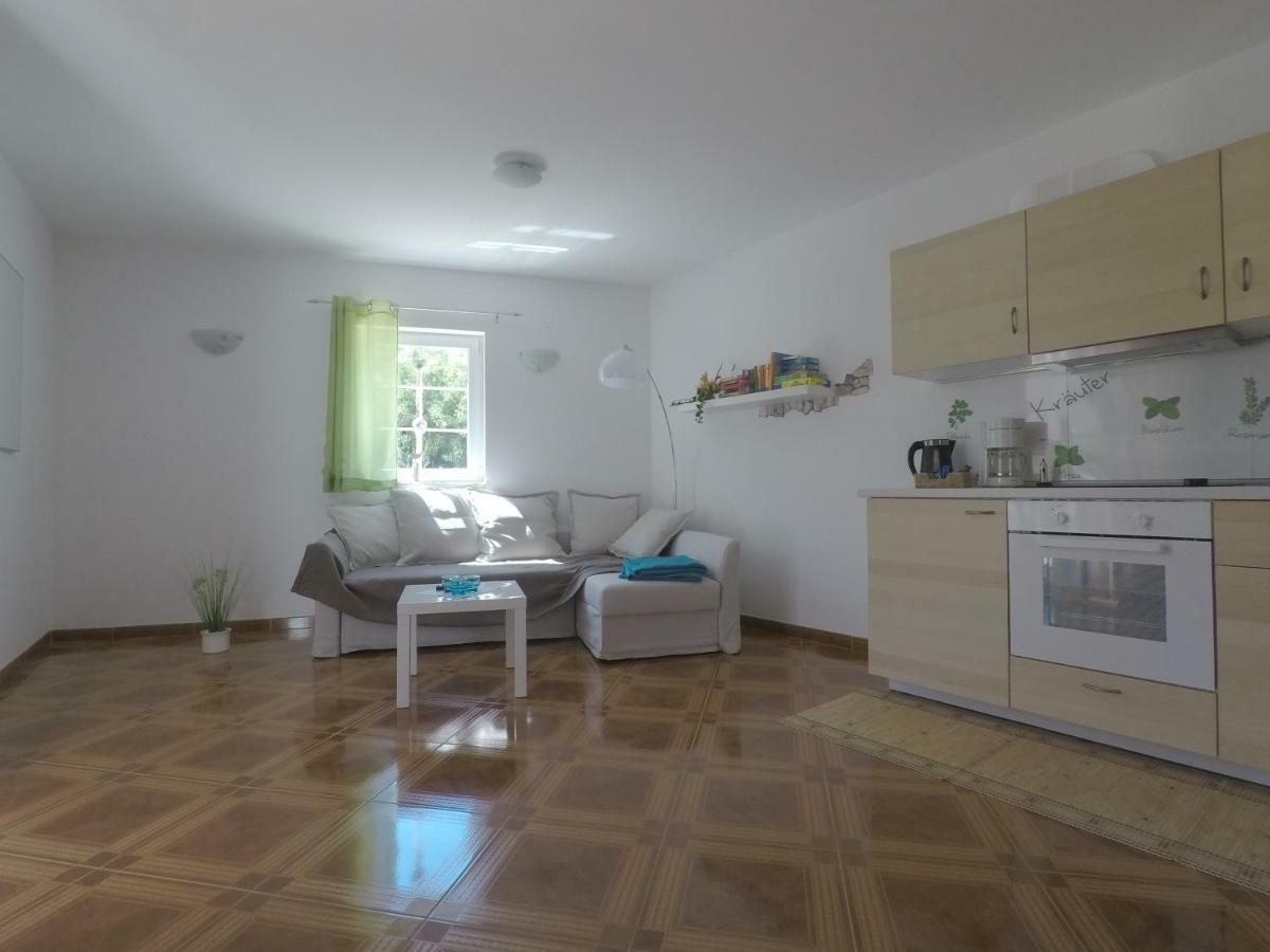 Pegla Apartment